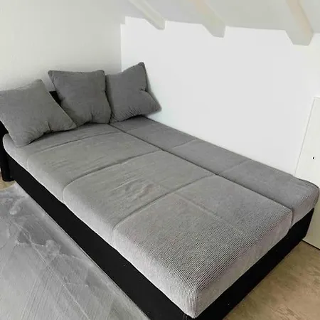 Blacksecret Dachgeschosswohnung