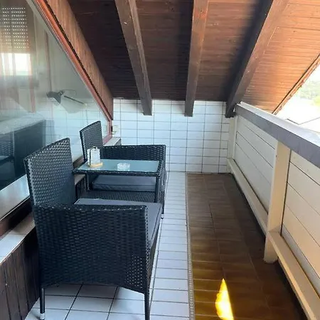 Blacksecret Dachgeschosswohnung *